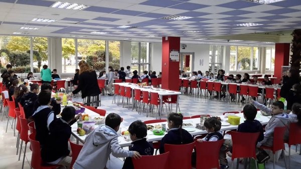 Özel Çağ İlkokulu olarak 12-18 Aralık Tutum, Yatırım ve Türk Malları Haftası'nı kutladık.Öğrencilerimizi tutumlu olmaya ve Türk Malı ürünler almaya yönlendiren bu haftanın önemini vurgul